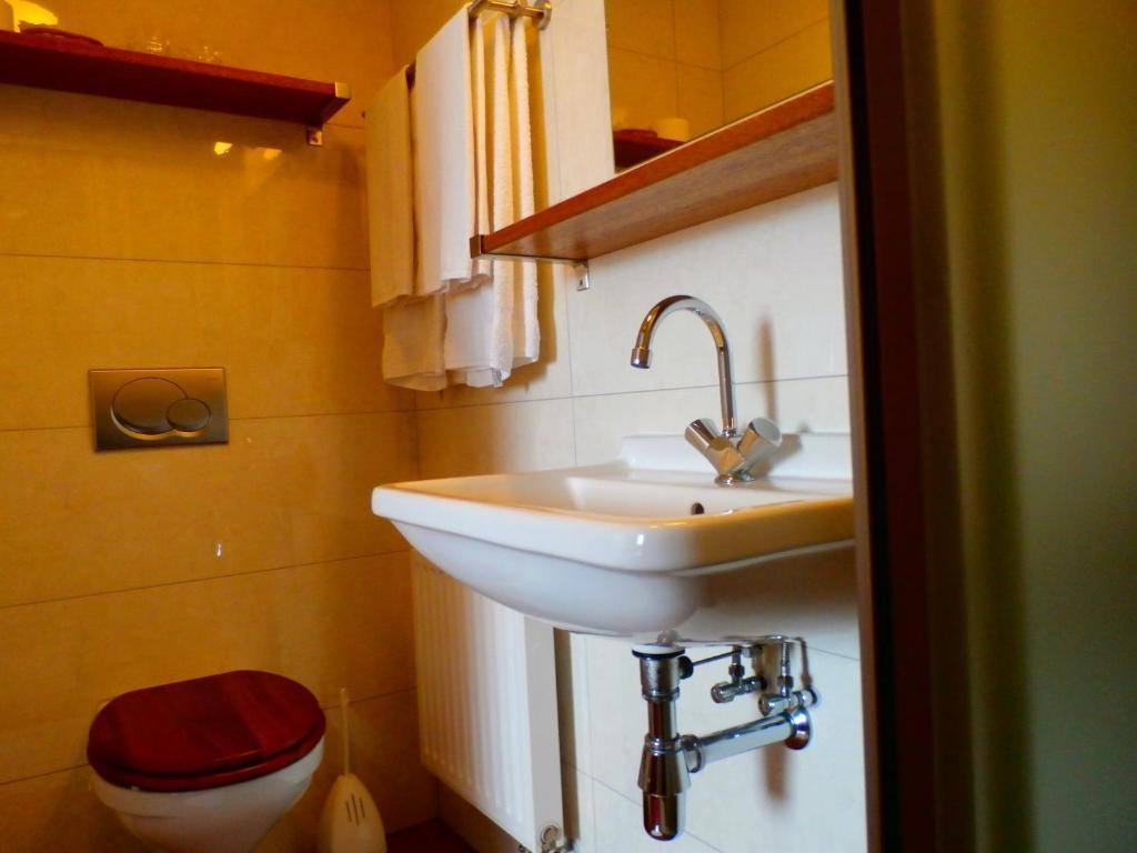Hotel Heynen Valkenburg aan de Geul Δωμάτιο φωτογραφία